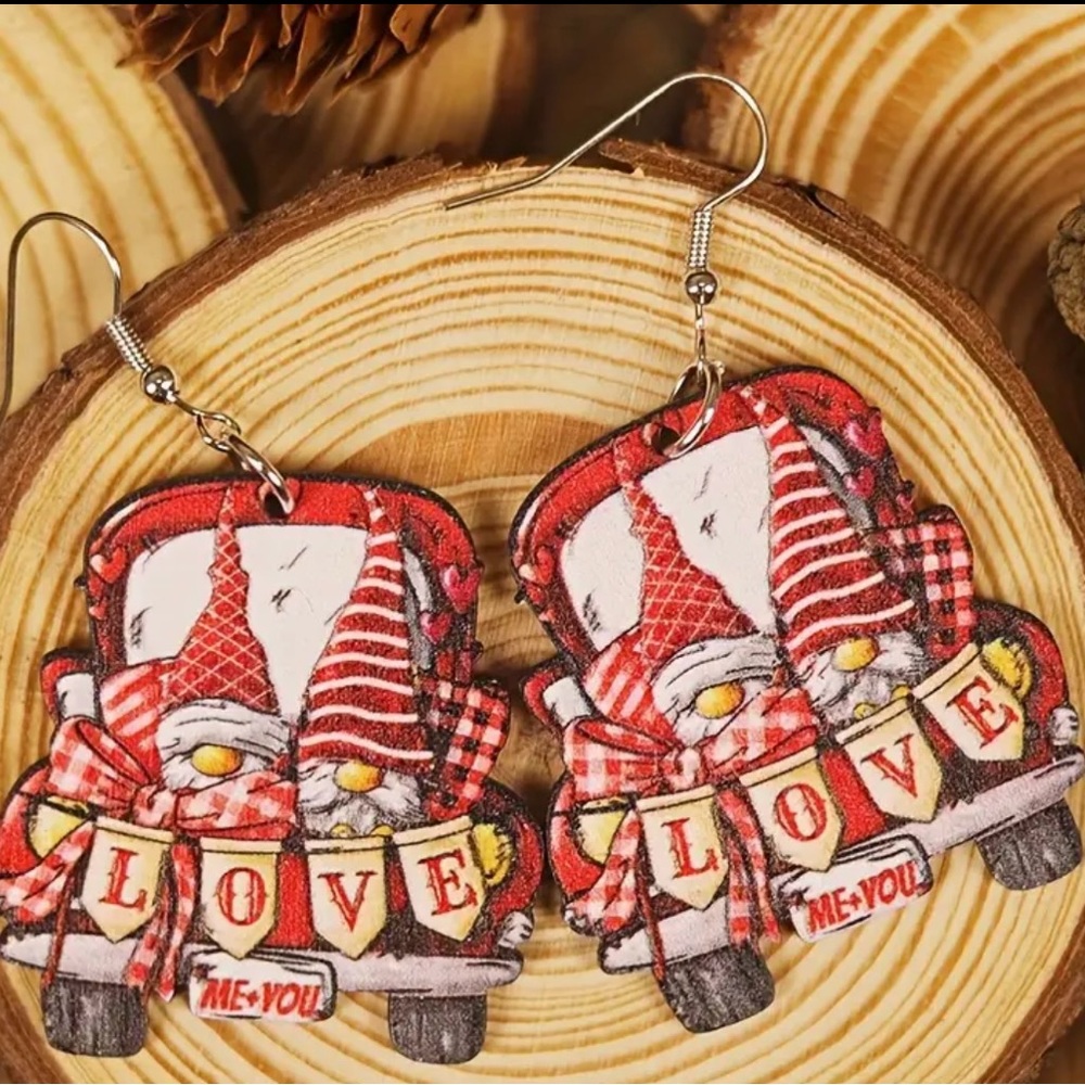 Valentine car earrings